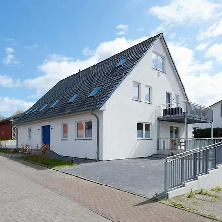 Art-partment Strandoase Semesterbostad