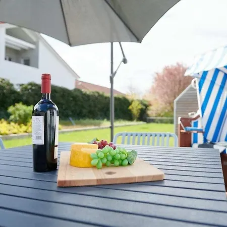 Art-partment Strandoase Semesterbostad